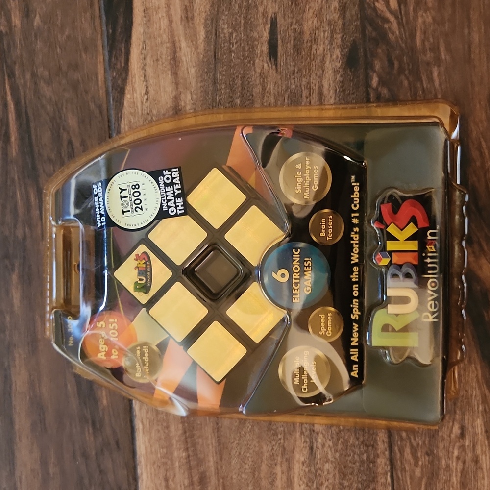 Rubik's Revolution Cube